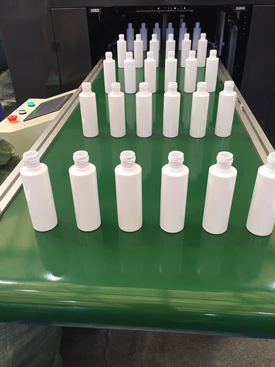 綠色PVC<a href='http://ontimecarpet.com/shusongdai/' target='_blank'><u>輸送帶</u></a>